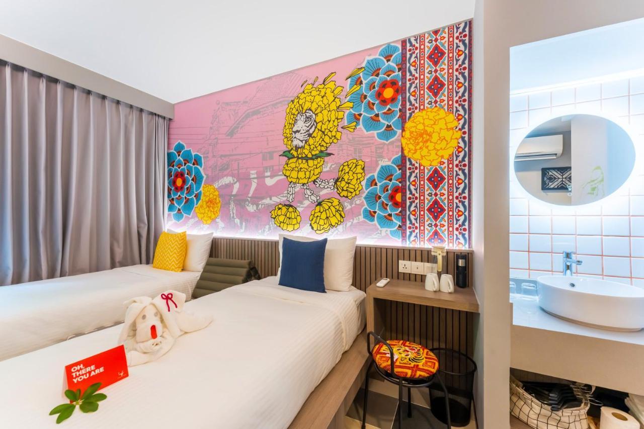 Lyf Sukhumvit 8 Bangkok Hotell Exteriör bild