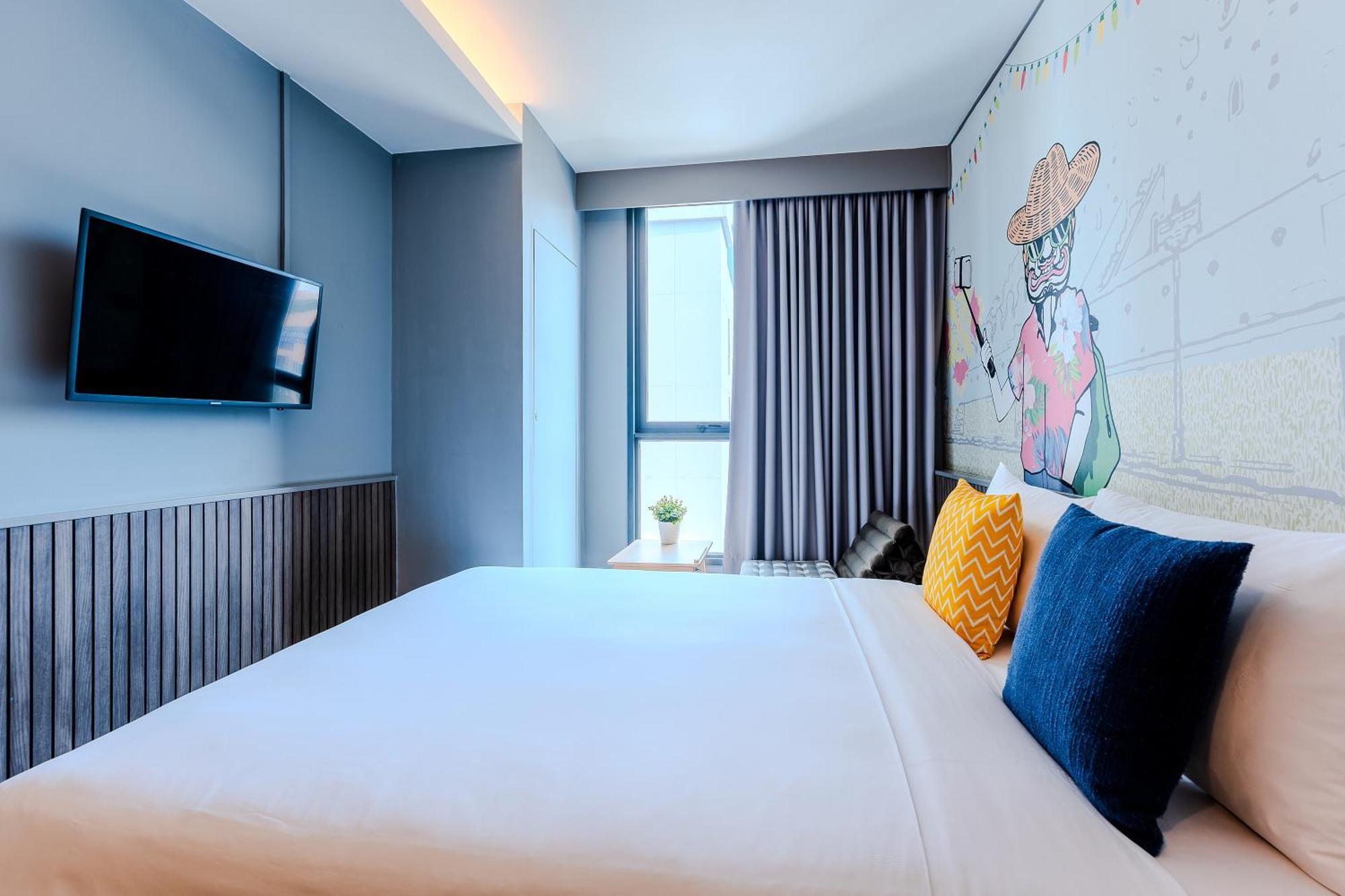 Lyf Sukhumvit 8 Bangkok Hotell Exteriör bild